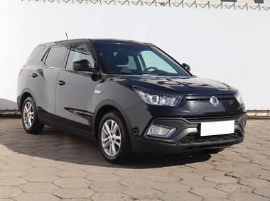 Używany Ssangyong (KGM) XLV 128 KM (94 kW) 2016 Czarny SUV