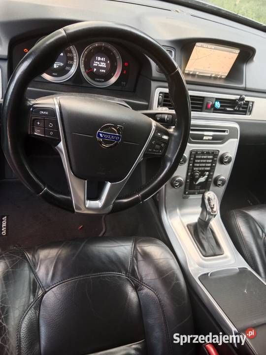 Szary Używany 2012 Volvo V70 Kombi | 37 500 zł - Obraz 1/4