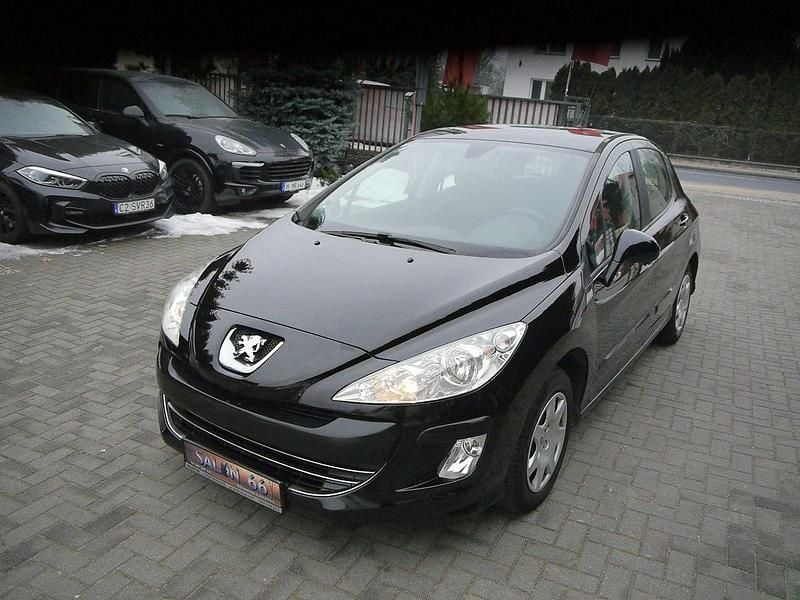 Używany Peugeot 308 95 KM (69 kW) 2010 Czarny Hatchback