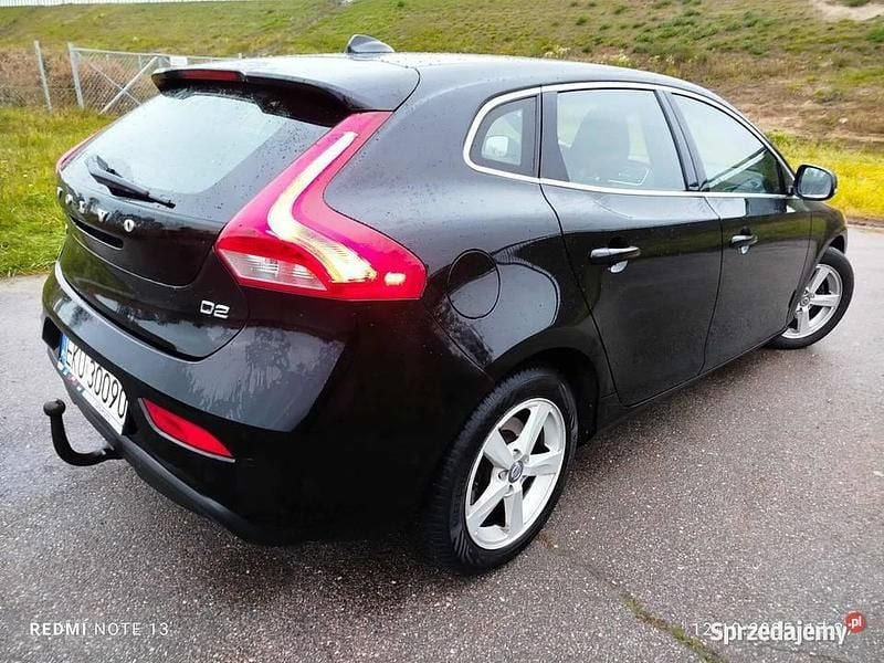 Czarny Używany 2013 Volvo V40 Hatchback | 30 000 zł (Uczciwa cena) - Obraz 1/4