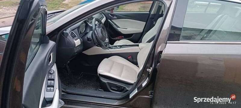 Używany Mazda 6 192 KM (141 kW) 2016 Brązowy Sedan/Limuzyna