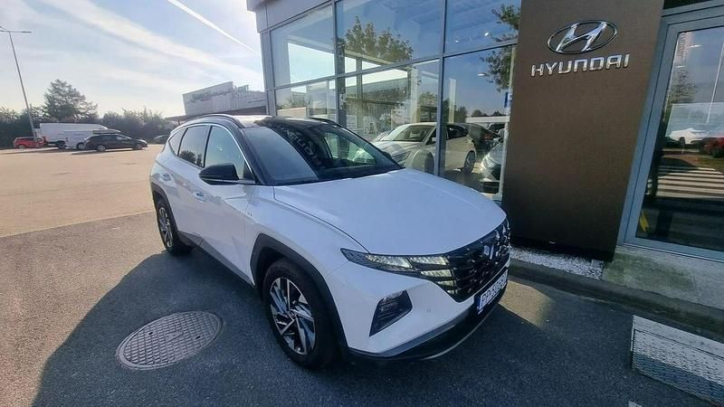 Biały Używany 2024 Hyundai Tucson SUV | 149 900 zł (Drogi) - Obraz 1/4