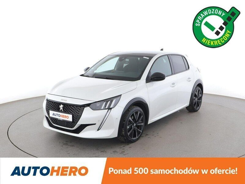 Biały Używany 2022 Peugeot 208 GTi Hatchback | 60 400 zł (Dość drogi) - Obraz 1/3