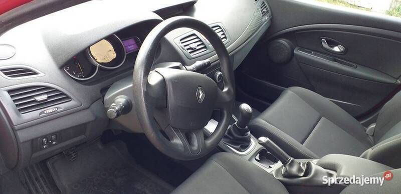 Czerwony Używany 2010 Renault Mégane GrandTour Kombi | 12 500 zł (Dość drogi) - Obraz 1/4