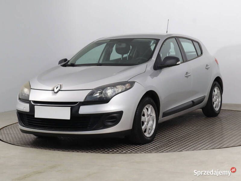 Używany Renault Mégane III 110 KM (80 kW) 2013 Srebrny Hatchback