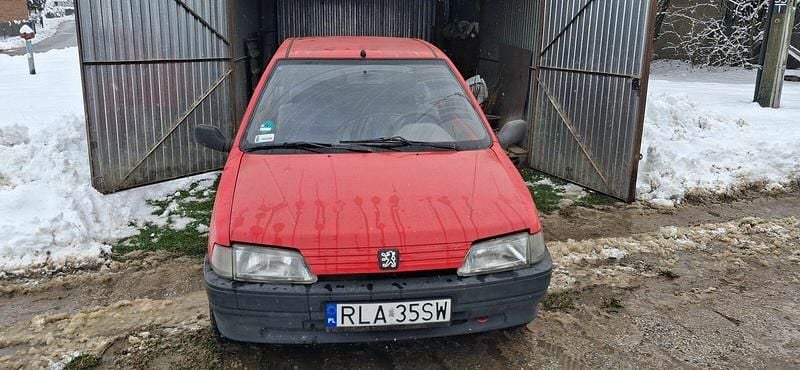 Czerwony Używany 1996 Peugeot 106 Hatchback | 2000 zł - Obraz 1/4