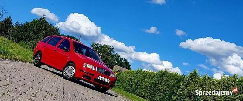 Czerwony Używany 2006 Skoda Fabia Kombi | 4750 zł (Uczciwa cena) - Obraz 1/4