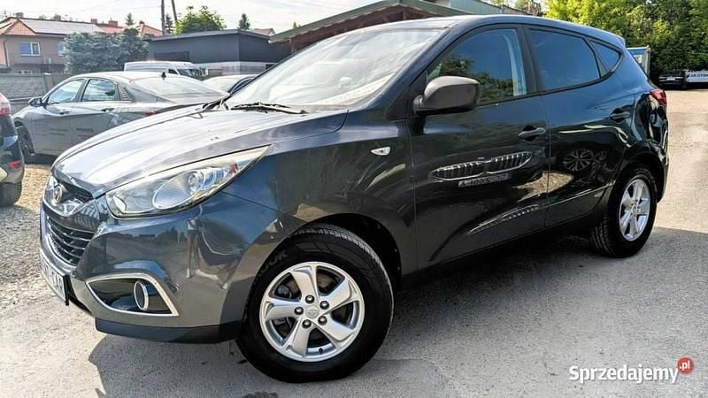 Szary Używany 2010 Hyundai ix35 SUV | 28 900 zł (Uczciwa cena) - Obraz 1/4