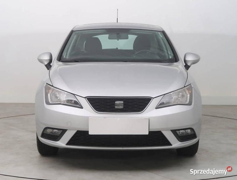 Srebrny Używany 2015 Seat Ibiza Hatchback | 24 999 zł (Uczciwa cena) - Obraz 1/4