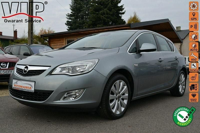 Inny kolor Używany 2011 Opel Astra Hatchback | 26 900 zł (Uczciwa cena) - Obraz 1/4