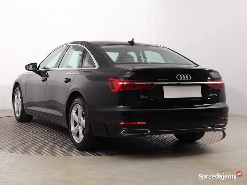 Używany Audi A6 2019 Czarny Sedan/Limuzyna