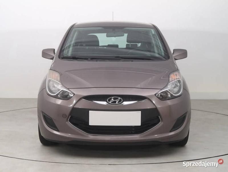 Beżowy Używany 2015 Hyundai ix20 Hatchback | 19 999 zł (Uczciwa cena) - Obraz 1/4