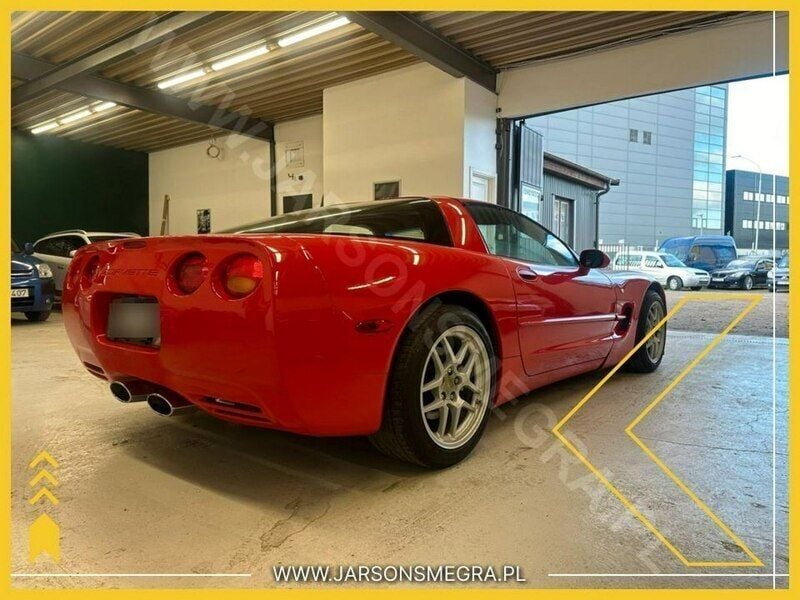 Używany Chevrolet Corvette 350 KM (257 kW) 2000 Czerwony Coupe
