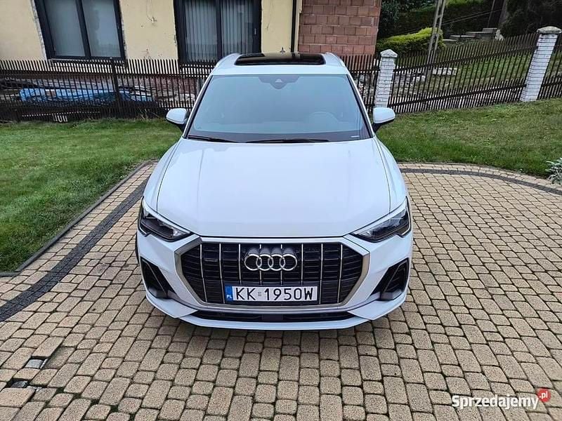 Biały Używany 2022 Audi Q3 S-Line SUV | 119 900 zł (Uczciwa cena) - Obraz 1/4