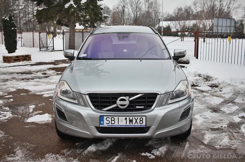 Używany Volvo XC60 R-Design 2012 Srebrny SUV