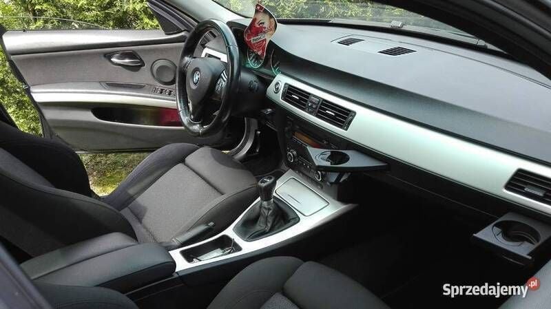 Granatowy Używany 2006 BMW 318 Sedan/Limuzyna | 18 000 zł - Obraz 1/4