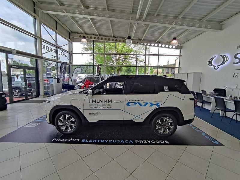 Używany Ssangyong (KGM) Torres EVX 152 kW (207 KM) 2024 Biały SUV
