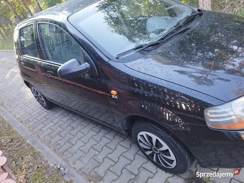 Czarny Używany 2005 Chevrolet Kalos Hatchback | 6900 zł - Obraz 1/4