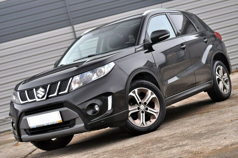 Czarny Używany 2017 Suzuki Vitara SUV | 59 900 zł (Dobra cena) - Obraz 1/4