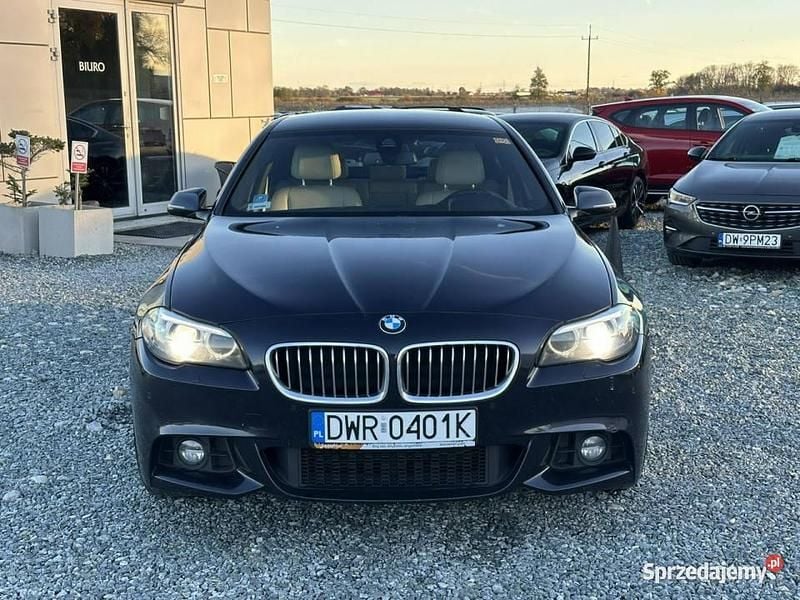 Czarny Używany 2016 BMW 528 Sedan/Limuzyna | 79 900 zł - Obraz 1/4