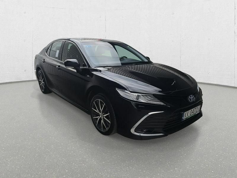 Czarny Używany 2023 Toyota Camry Sedan/Limuzyna | 100 000 zł (Dobra cena) - Obraz 1/4