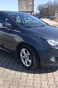 Używany Ford Focus Titanium 105 KM (77 kW) 2012 Szary Hatchback