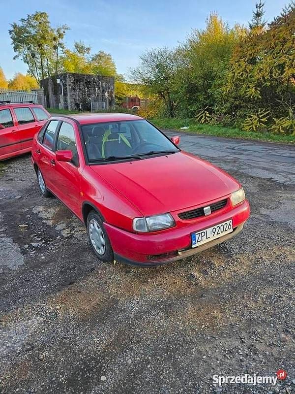 Używany 1997 Seat Cordoba | 1900 zł - Obraz 1/4