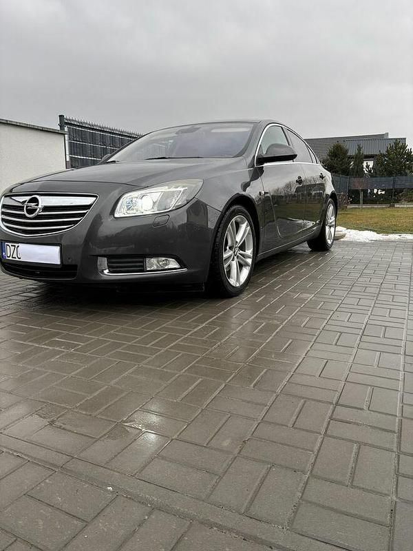 Używany Opel Insignia 2009 Inny kolor Sedan/Limuzyna