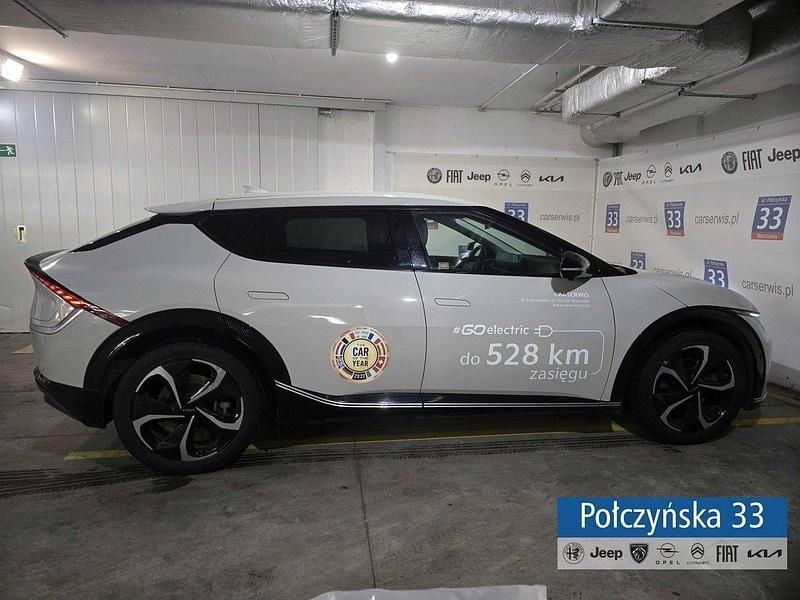 Używany Kia EV6 168 kW (229 KM) 2023 Beżowy SUV