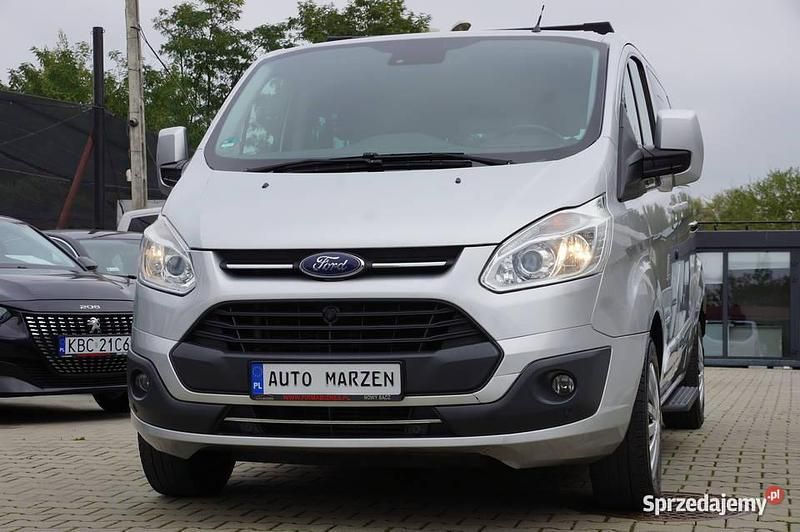 Srebrny Używany 2016 Ford Tourneo Custom Minivan | 69 700 zł - Obraz 1/4