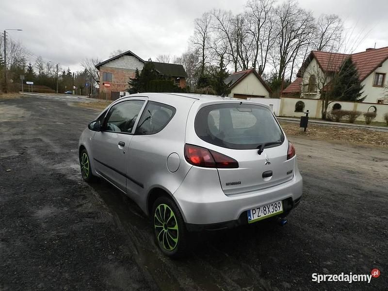Używany Mitsubishi Colt 95 KM (69 kW) 2009 Srebrny Hatchback