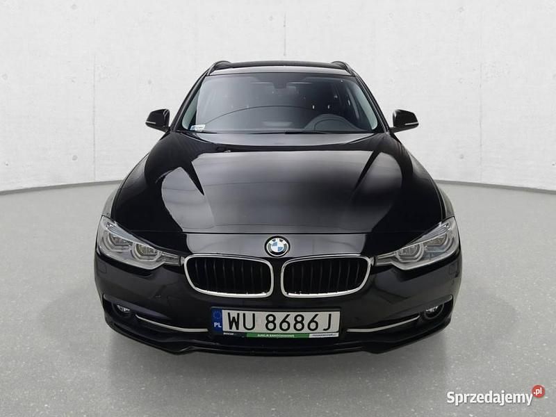 Czarny Używany 2019 BMW 318 Shadowline Kombi | 62 213 zł (Super Cena) - Obraz 1/4