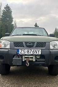 Używany Nissan PickUp 133 KM (97 kW) 2009 Zielony Pickup
