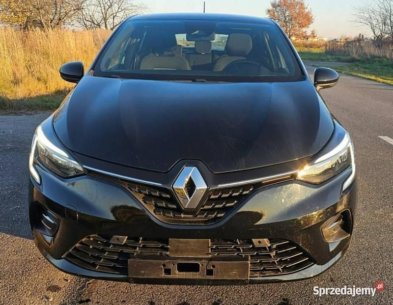 Używany Renault Clio V LIMITED 67 KM (49 kW) 2021 Czarny Hatchback