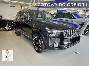 Czarny Nowe 2025 Volvo XC90 Plus SUV | 394 000 zł (Dość drogi) - Obraz 1/4