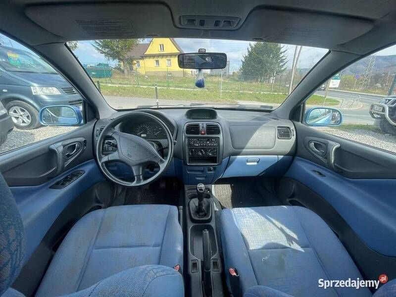 Używany Mitsubishi Space Star 2002 Minivan