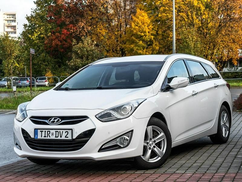 Biały Używany 2014 Hyundai i40 Kombi | 32 900 zł (Uczciwa cena) - Obraz 1/4