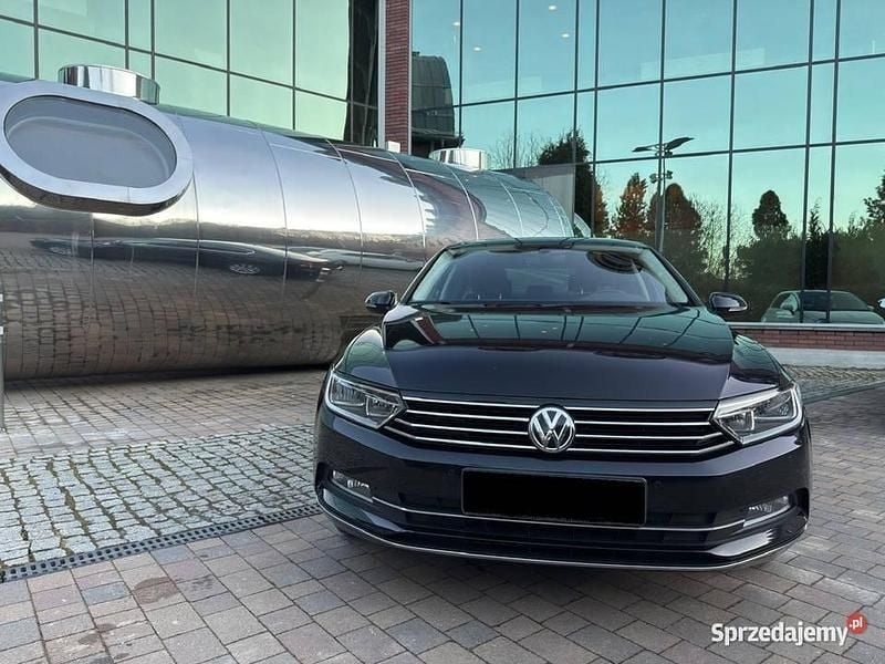 Używany VW Passat 2016 Czarny Sedan/Limuzyna