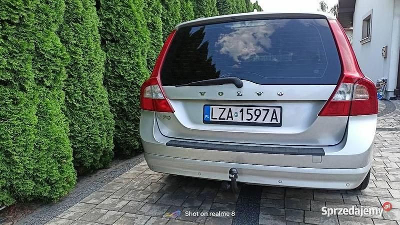 Używany Volvo V70 2007 Srebrny Kombi
