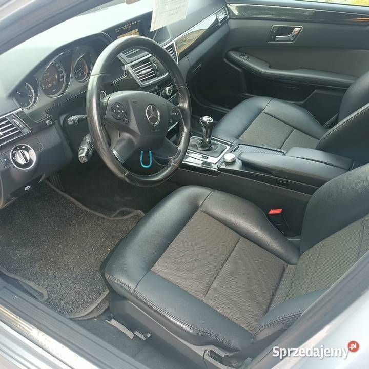 Używany Mercedes 220 2010 Kombi