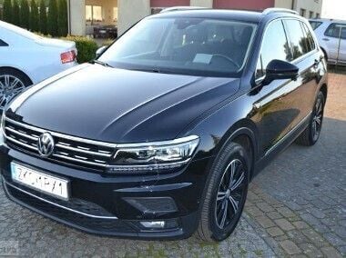 Czarny Używany 2019 VW Tiguan IQ Drive SUV | 92 000 zł (Dość drogi) - Obraz 1/4