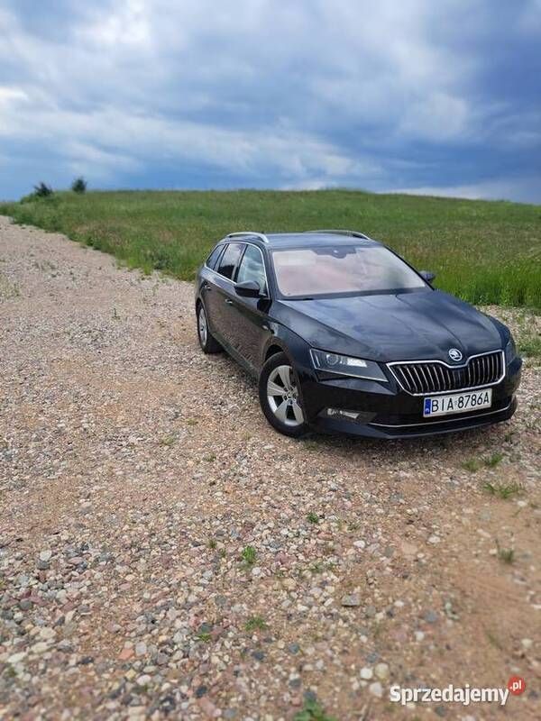 Używany 2016 Skoda Superb | 65 000 zł (Uczciwa cena) - Obraz 1/4