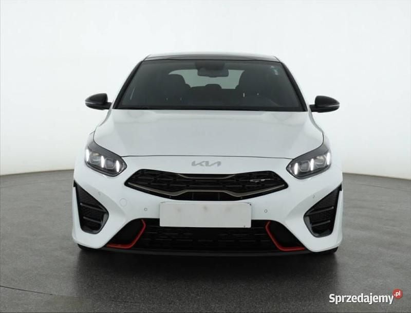 Biały Używany 2021 Kia Ceed GT Hatchback | 106 999 zł - Obraz 1/4