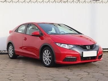 Używany Honda Civic 99 KM (72 kW) 2012 Czerwony Hatchback