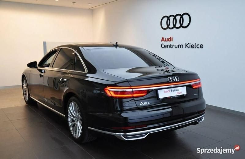 Czarny Używany 2018 Audi A8 Sedan/Limuzyna | 269 980 zł (Uczciwa cena) - Obraz 1/4