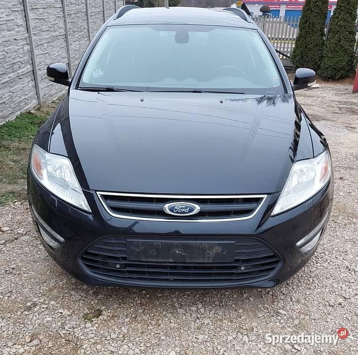 Używany Ford Mondeo 140 KM (102 kW) 2013 Czarny Kombi