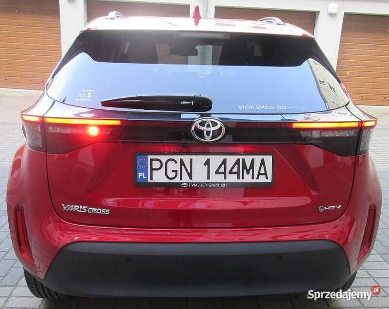 Używany 2024 Toyota Yaris Hybrid | 139 900 zł - Obraz 1/4