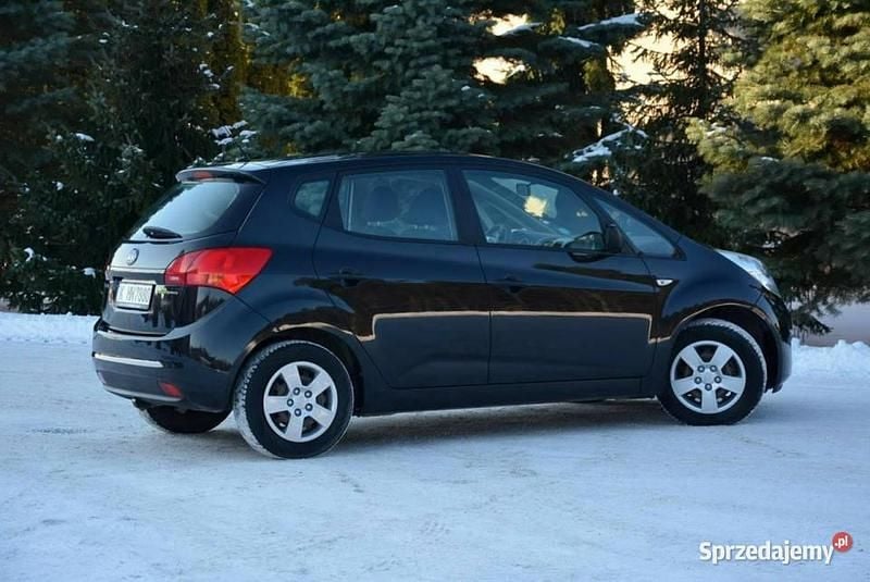 Używany Kia Venga 90 KM (66 kW) 2012 Czarny Hatchback