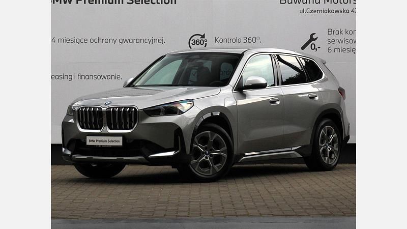 Srebrny space metalizowany Używany 2023 BMW iX1 Comfort Edition SUV | 164 900 zł - Obraz 1/3