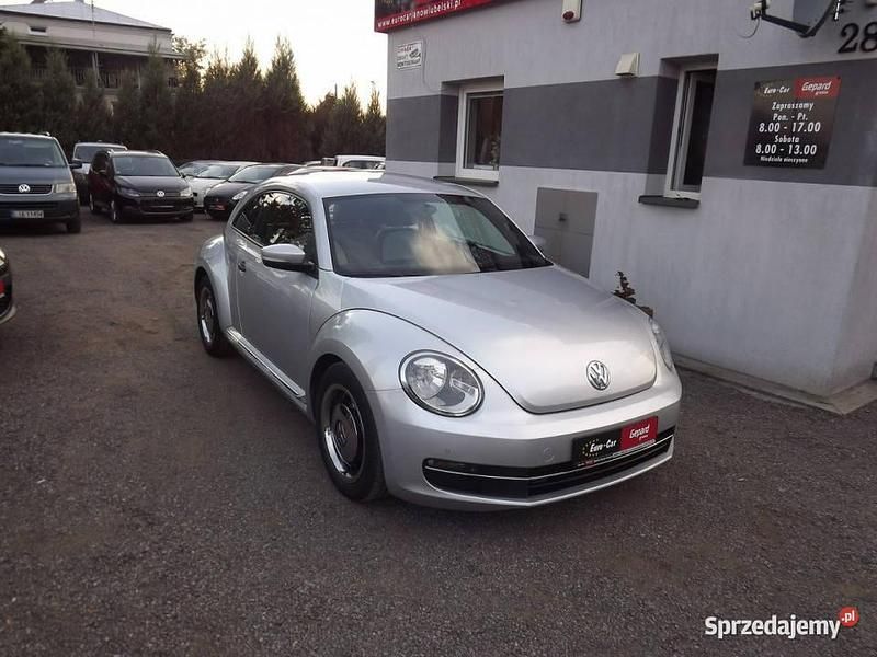 Srebrny (metalik) Używany 2015 VW Beetle Hatchback | 47 900 zł - Obraz 1/4